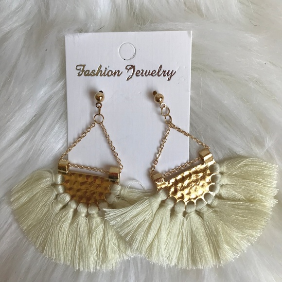 fun boho chic cream tassel earrings - Picture 4 of 4